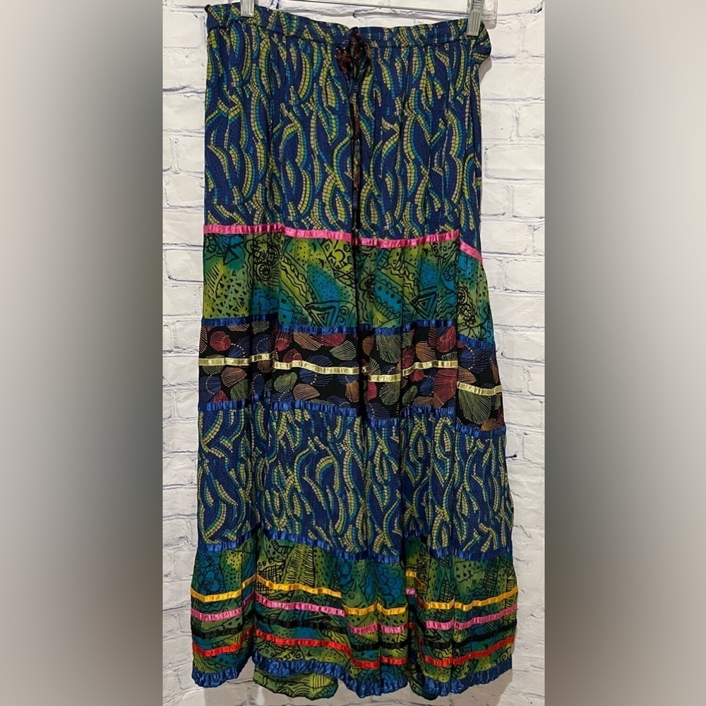 Marsh Landing Multi-color Bohemian Festival Maxi
Full Skirt size XL - Picture 6 of 9